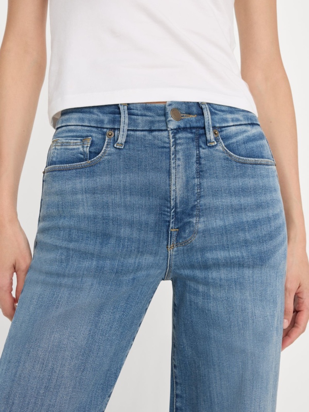 Good American - Good Waist Palazzo Jeans - Picture 3 of 4